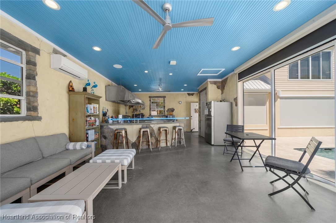 Sebring, Florida, 33870, United States, 4 Bedrooms Bedrooms, ,3 BathroomsBathrooms,Residential,Active,1946498