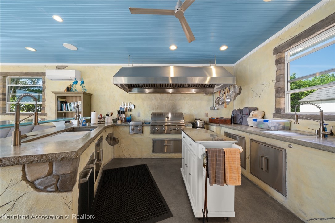 Sebring, Florida, 33870, United States, 4 Bedrooms Bedrooms, ,3 BathroomsBathrooms,Residential,Active,1946498