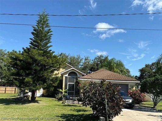 409 EAGLE DR, KISSIMMEE, FL 34759 - Image cd98b65ecdf5d4afa1a05e95126efe63/3209751840