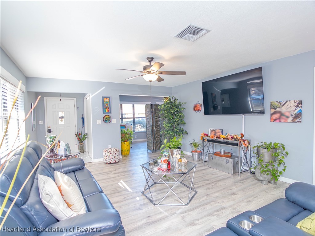 Sebring, Florida 33872, United States, 2 Bedrooms Bedrooms, ,2 BathroomsBathrooms,Residential,Active,249355