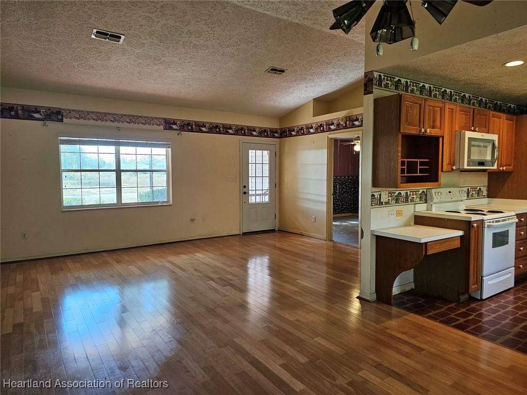 Lake Placid, Florida 33852, United States, 2 Bedrooms Bedrooms, ,2 BathroomsBathrooms,Residential,Active,243338