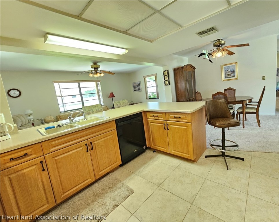 Sebring, Florida 33870, United States, 2 Bedrooms Bedrooms, ,2 BathroomsBathrooms,Residential,Contingent,62064