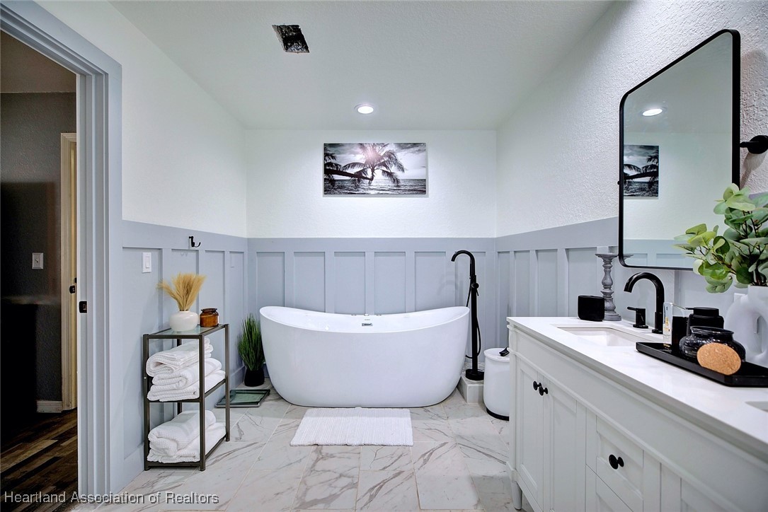 Sebring, Florida 33872, United States, 3 Bedrooms Bedrooms, ,2 BathroomsBathrooms,Residential,Active,95407