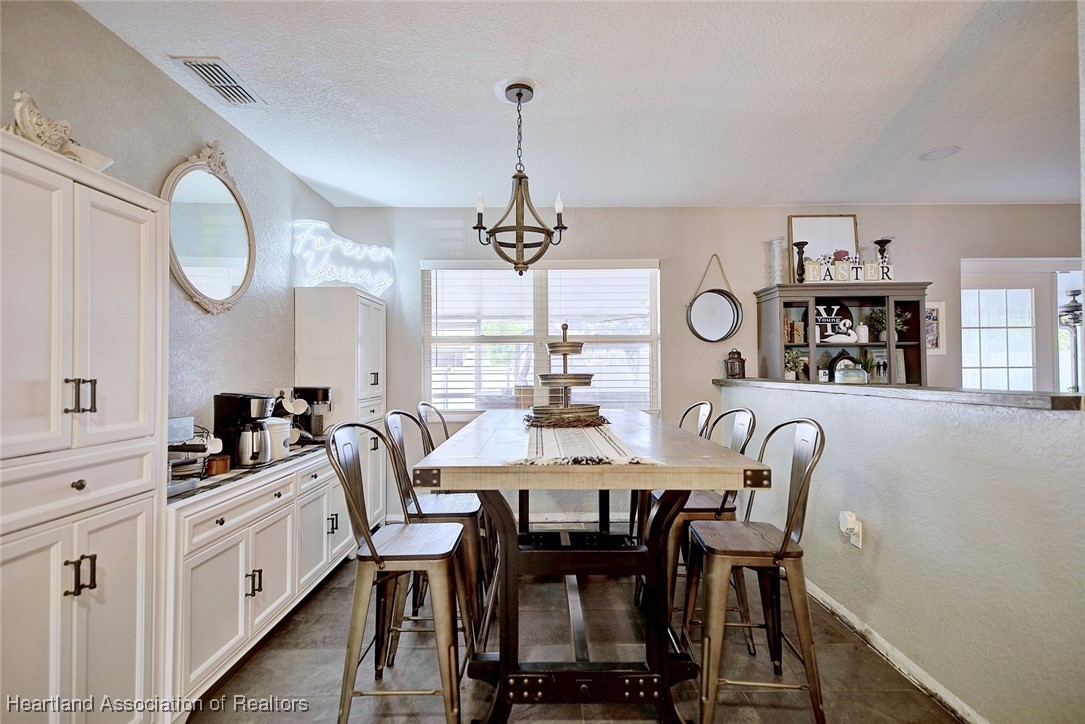 Sebring, Florida 33872, United States, 3 Bedrooms Bedrooms, ,2 BathroomsBathrooms,Residential,Active,95407