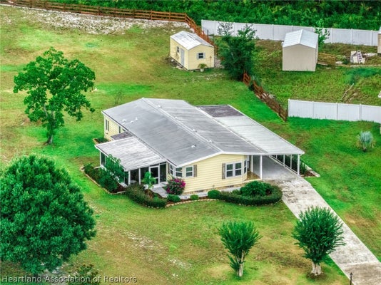 223 HICKORY RIDGE DR, SEBRING, FL 33876 - Image d9e35310b8d3d35f89e524005fa2f6af/3768451095
