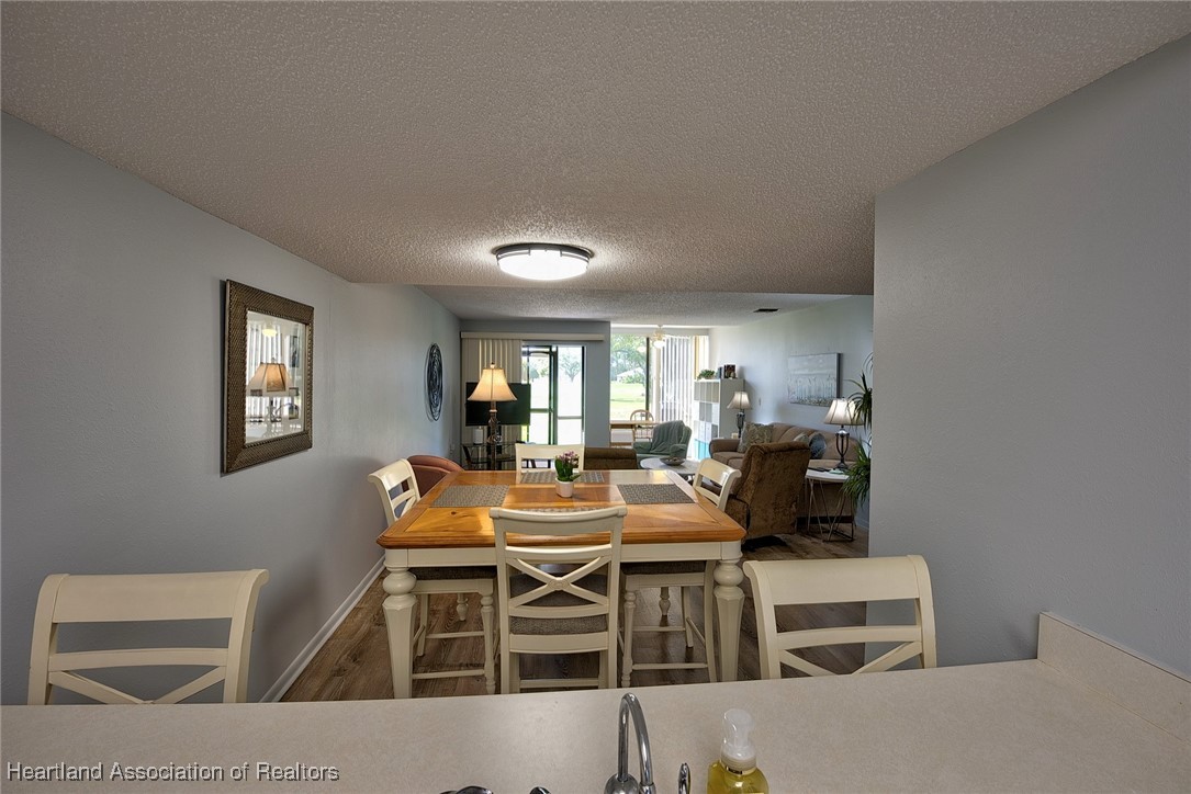 Sebring, Florida 33872, United States, 2 Bedrooms Bedrooms, ,3 BathroomsBathrooms,Residential,Active,254348