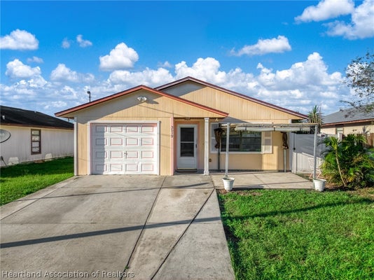 3512 ELLINGTON AVE, SEBRING, FL 33870 - Image ebf3ebfea58346ca6dc9b8a3edf95077/3766355376