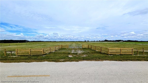 TOM BRYAN RD, ZOLFO SPRINGS, FL 33890 - Image eea5d28c7844a2a9967d12d7a45ce9fa/787455044