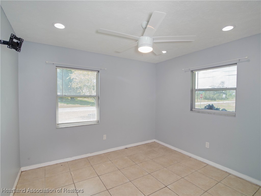 Sebring, Florida 33875, United States, 4 Bedrooms Bedrooms, ,2 BathroomsBathrooms,Residential,Active,223799