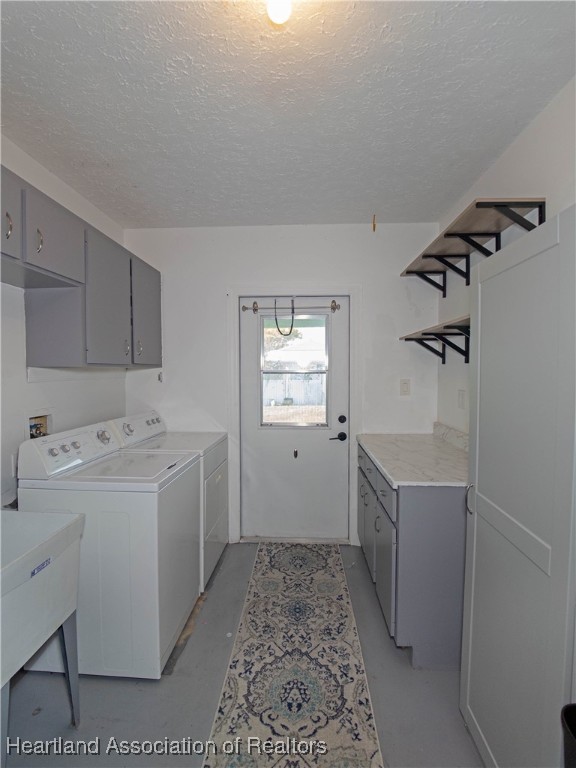 Sebring, Florida 33875, United States, 4 Bedrooms Bedrooms, ,2 BathroomsBathrooms,Residential,Active,223799