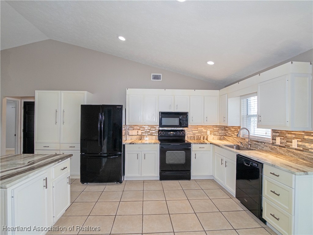 Sebring, Florida 33875, United States, 4 Bedrooms Bedrooms, ,2 BathroomsBathrooms,Residential,Active,223799