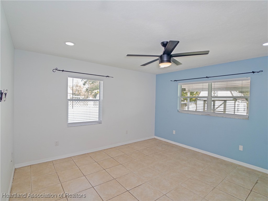Sebring, Florida 33875, United States, 4 Bedrooms Bedrooms, ,2 BathroomsBathrooms,Residential,Active,223799