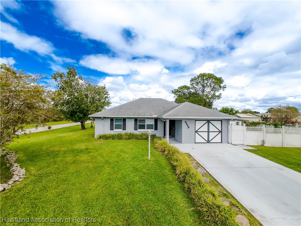 Sebring, Florida 33875, United States, 4 Bedrooms Bedrooms, ,2 BathroomsBathrooms,Residential,Active,223799 Sebring, Florida 33875, United States, 4 Bedrooms Bedrooms, ,2 BathroomsBathrooms,Residential,Active,223799