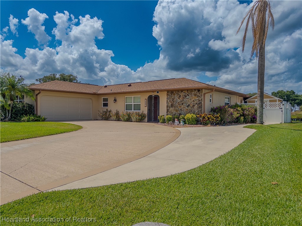 Lake Placid, Florida 33852, United States, 3 Bedrooms Bedrooms, ,2 BathroomsBathrooms,Residential,Active,128608