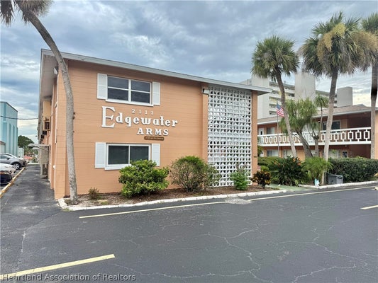 2111 LAKEVIEW DR APT 3C, SEBRING, FL 33870 - Image fab9afe960aa2a78ea03bebc4186d0f1/2219626545