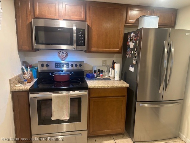 Sebring, Florida 33875, United States, 2 Bedrooms Bedrooms, ,2 BathroomsBathrooms,Residential,Contingent,142969