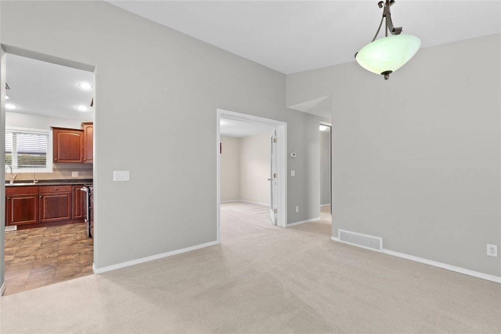 listing image 16511470562023528847