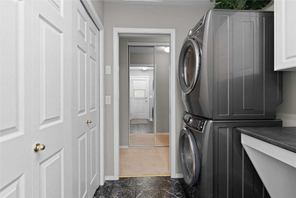 listing image 16512983342382962361