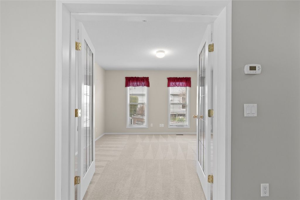 listing image 16513902822923047372