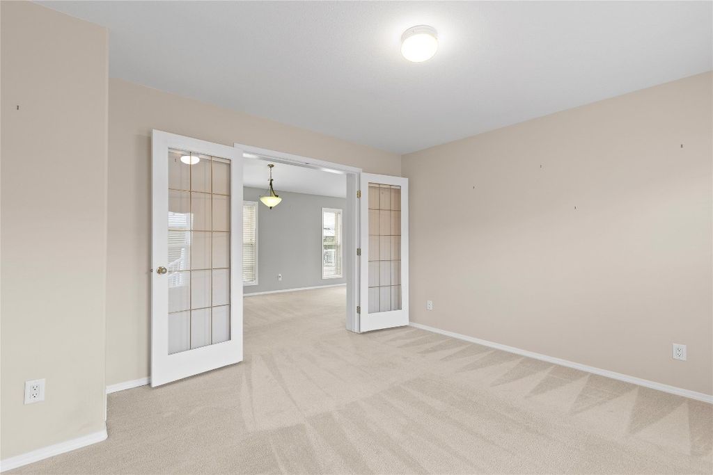 listing image 16516602524391558229