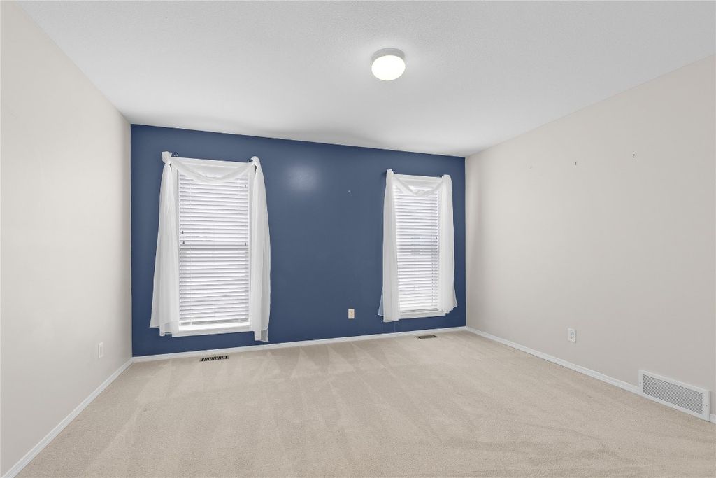 listing image 16510813270160486706