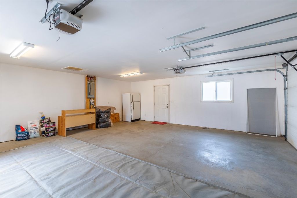 listing image 16514595853559924414