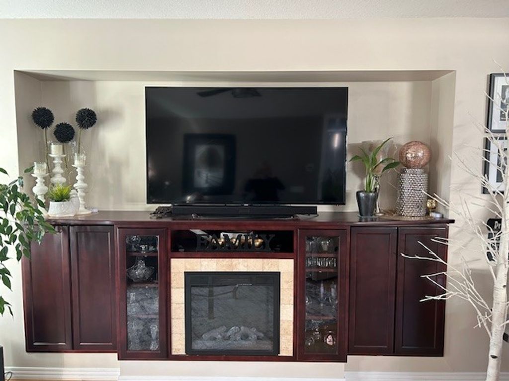 listing image 16516258548568352255