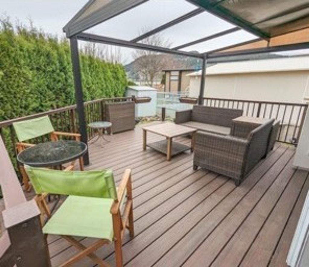 listing image 16519832241348650214