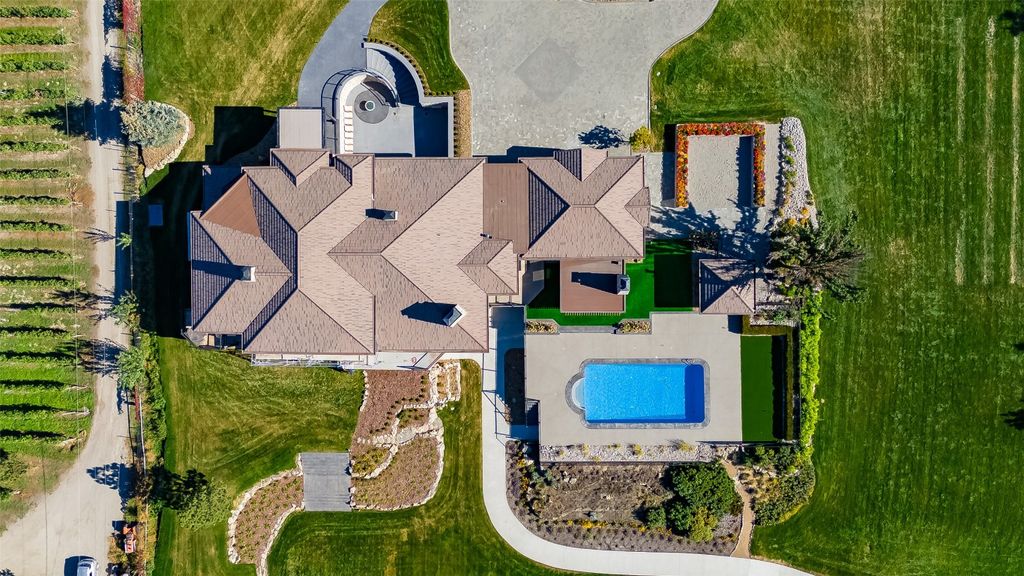 listing image 16512230589947491193