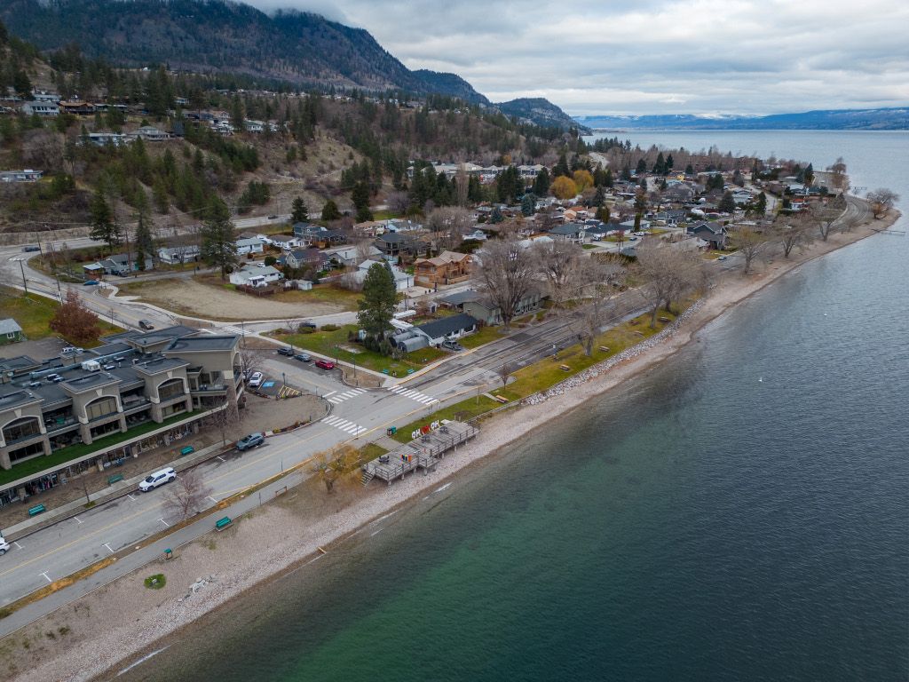listing image 16514928500167426153