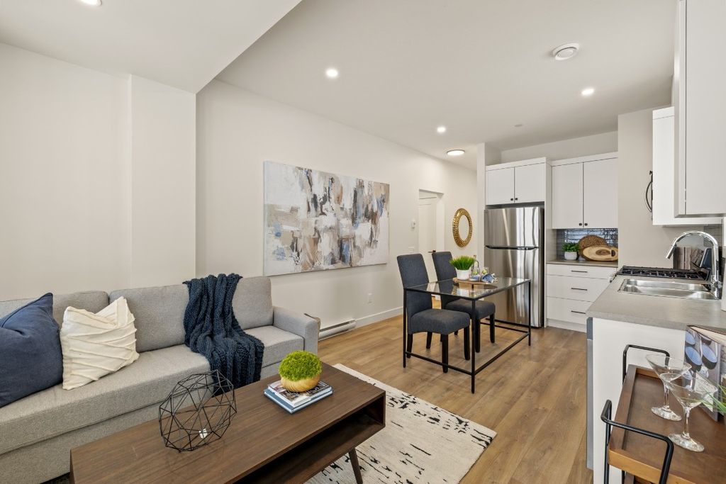 listing image 16515351421929412290