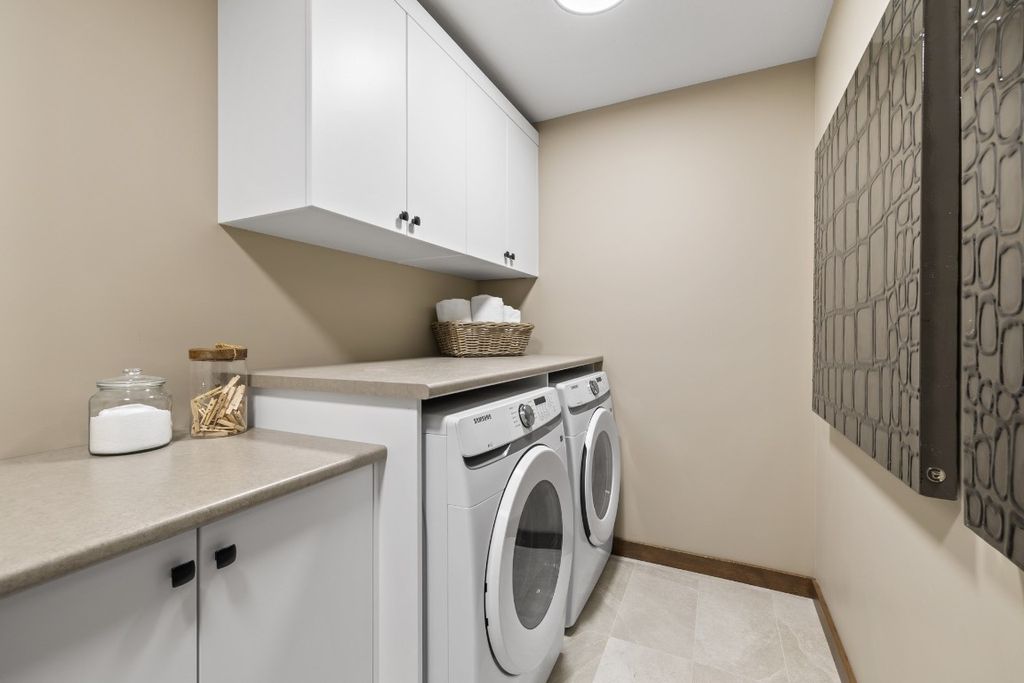 listing image 16517521649683250260