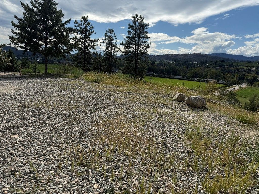 listing image 16518403513550490380