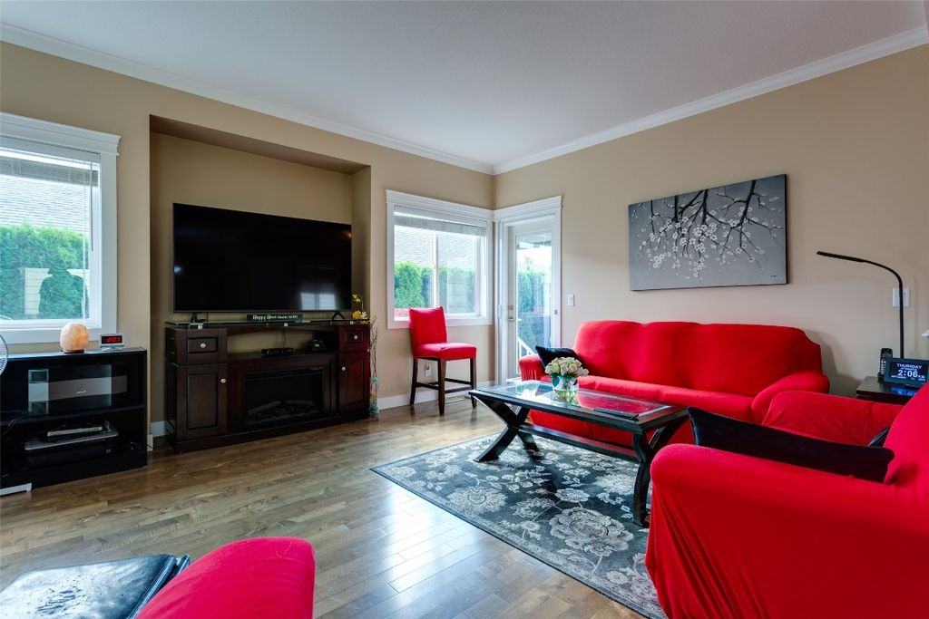 listing image 16514485947837773295