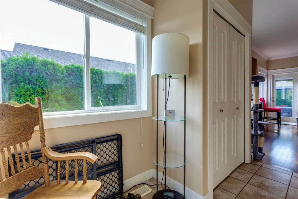 listing image 16510965321959288136