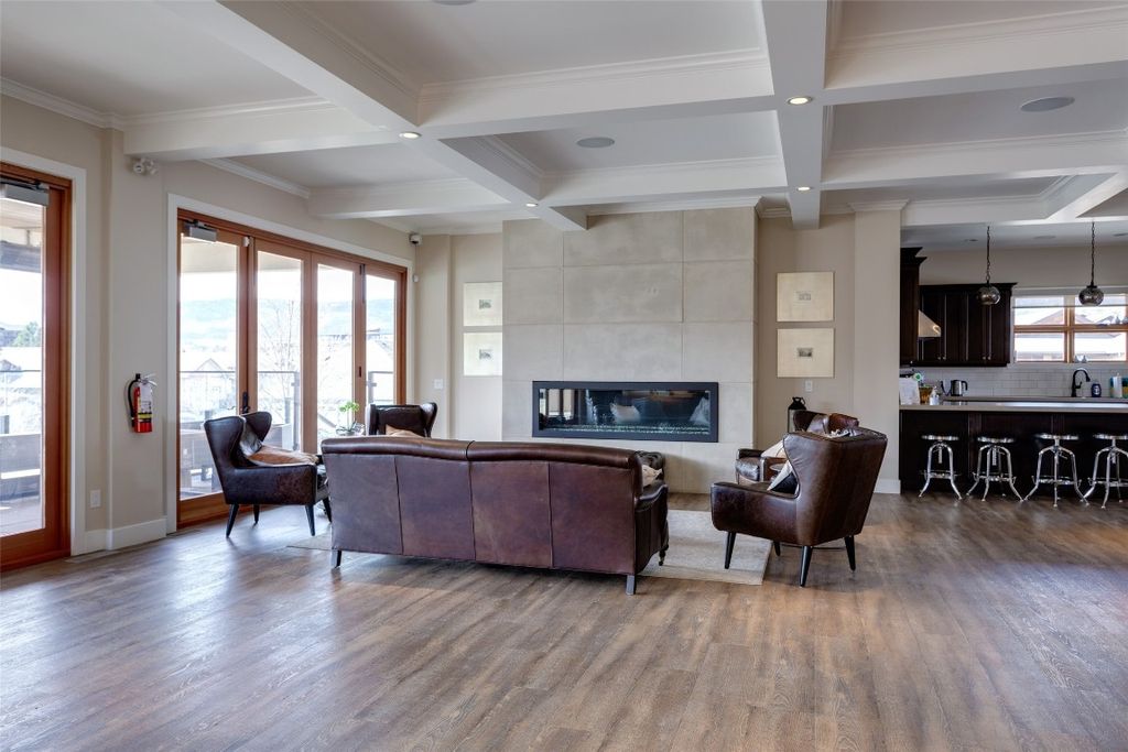 listing image 16510752594303627096