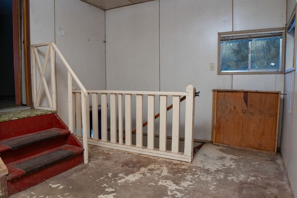 listing image 16519005784531586372