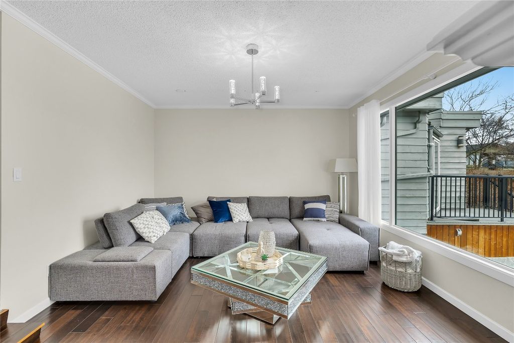 listing image 16519514455601579550