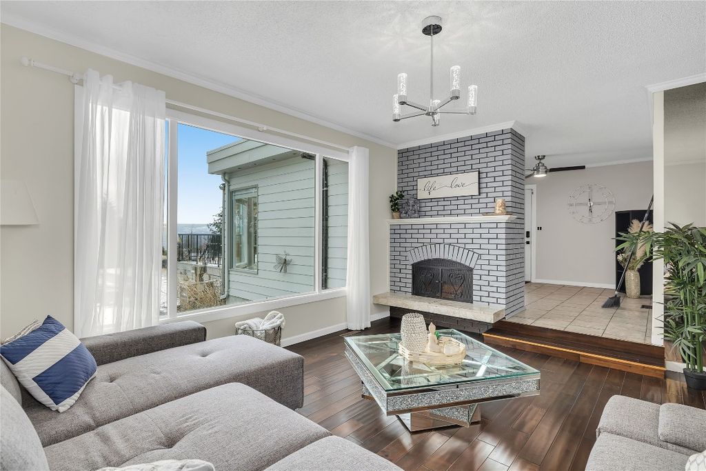 listing image 16515376718042957100