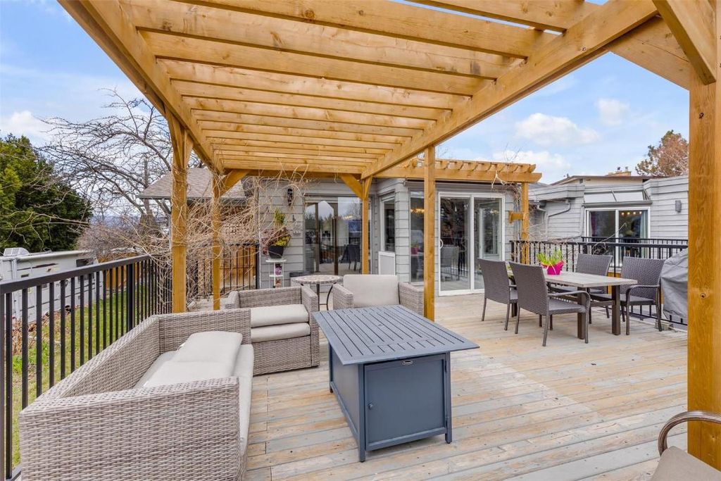 listing image 16519408702911290024
