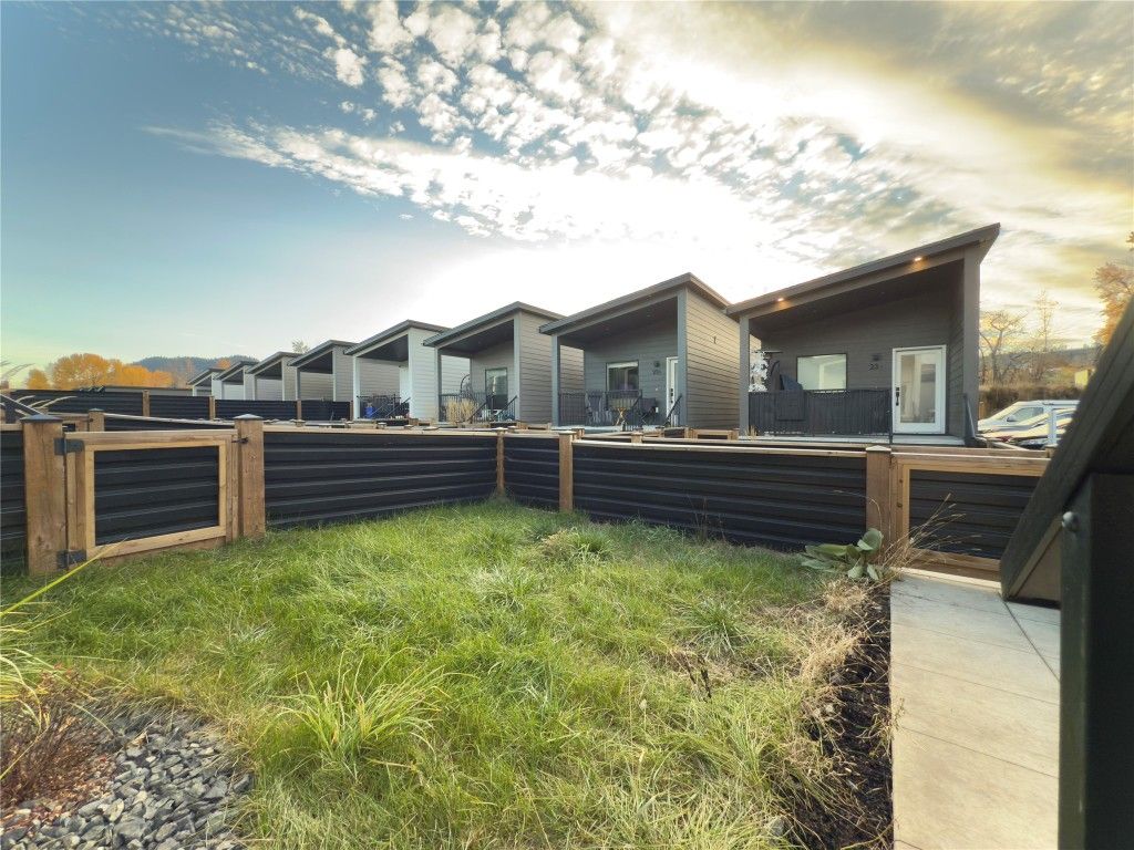 listing image 16517424034472618763