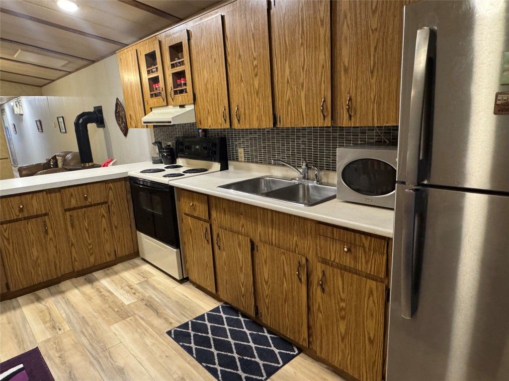 listing image 16519592097581006111