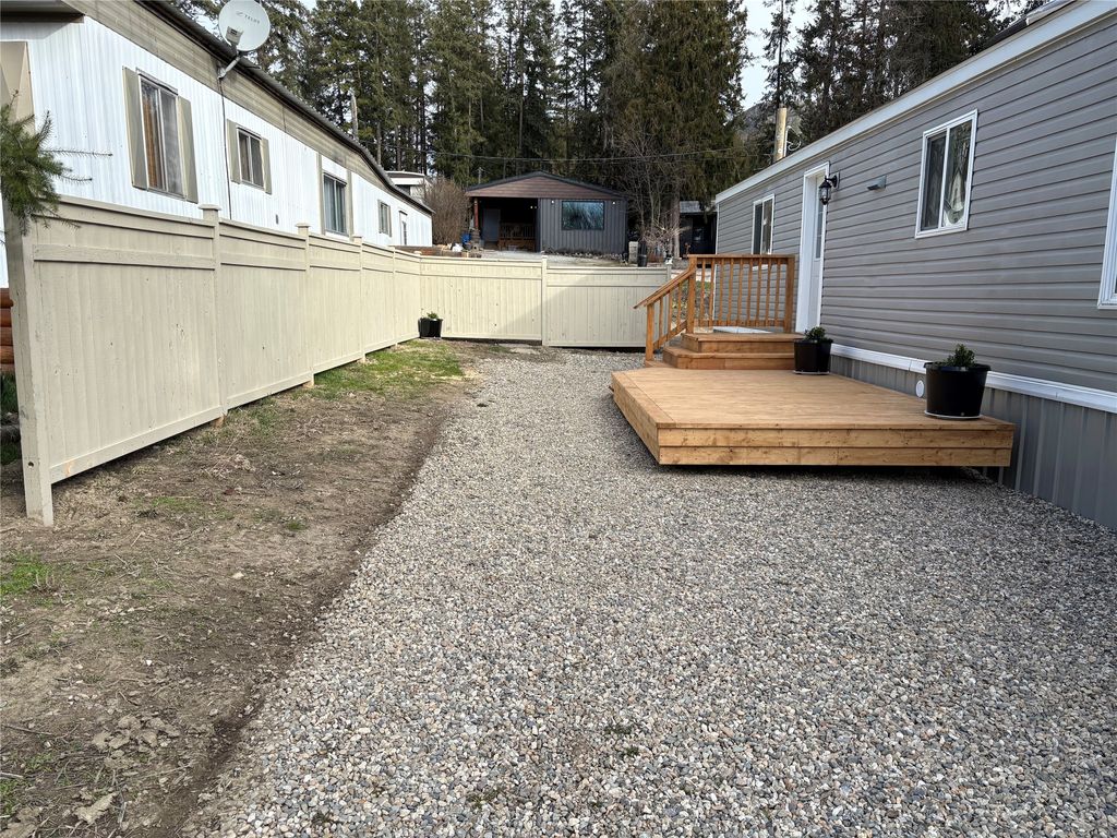 listing image 16518671636946310082