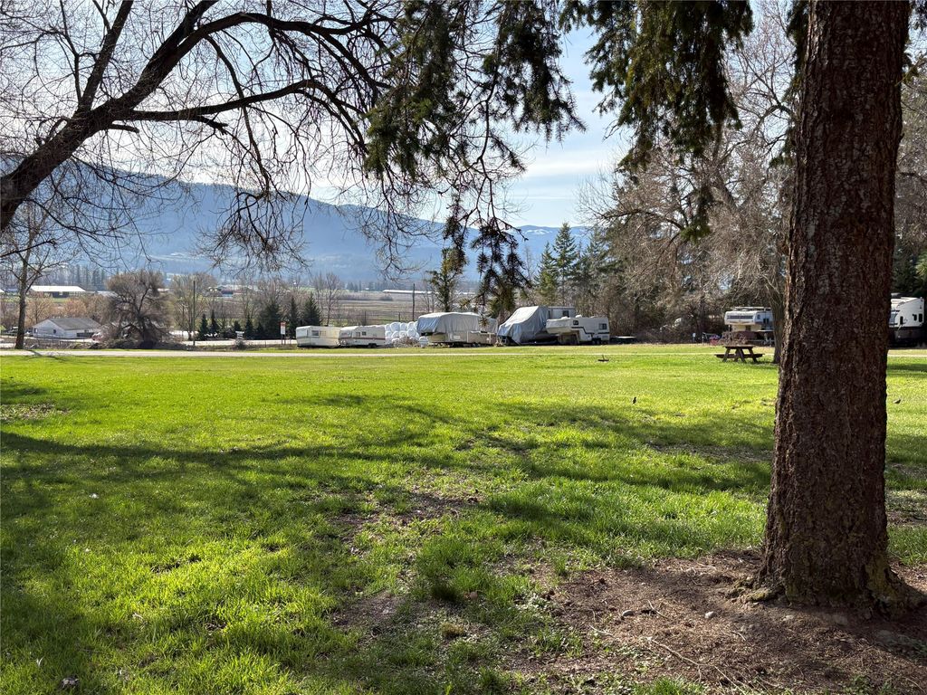 listing image 16511046471074003356