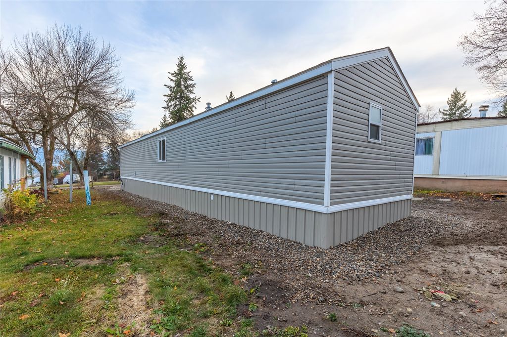 listing image 16514417991271235426