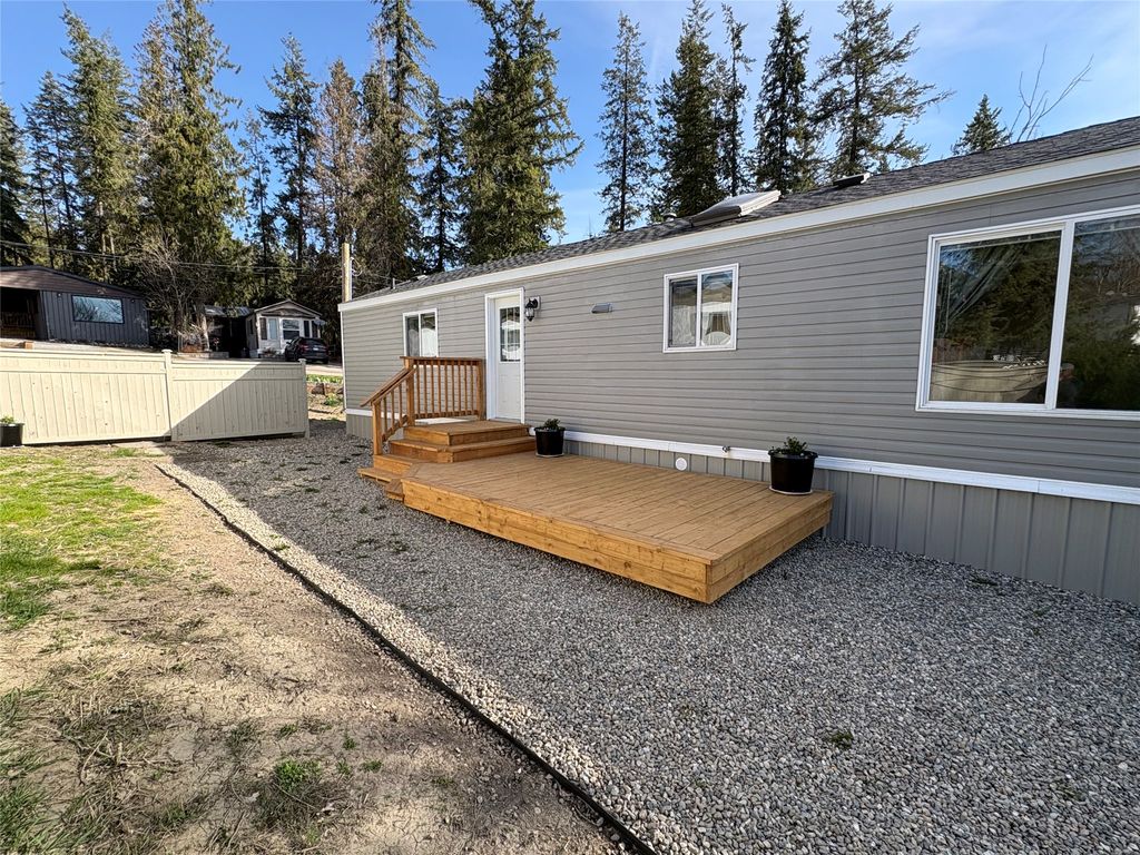 listing image 16512268682341388148