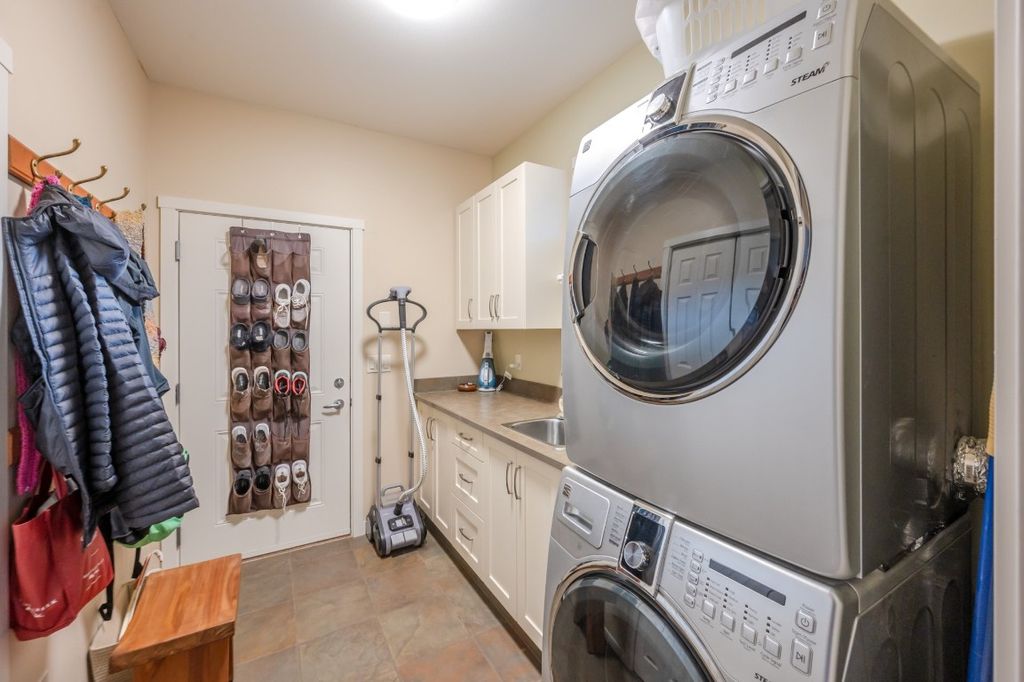 listing image 16519333236107639326