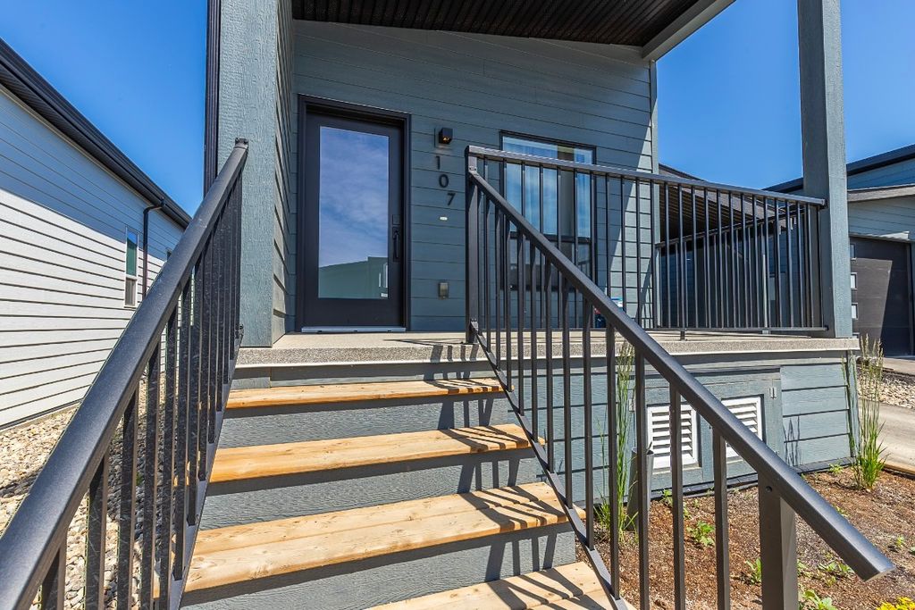 listing image 16510352784862445032