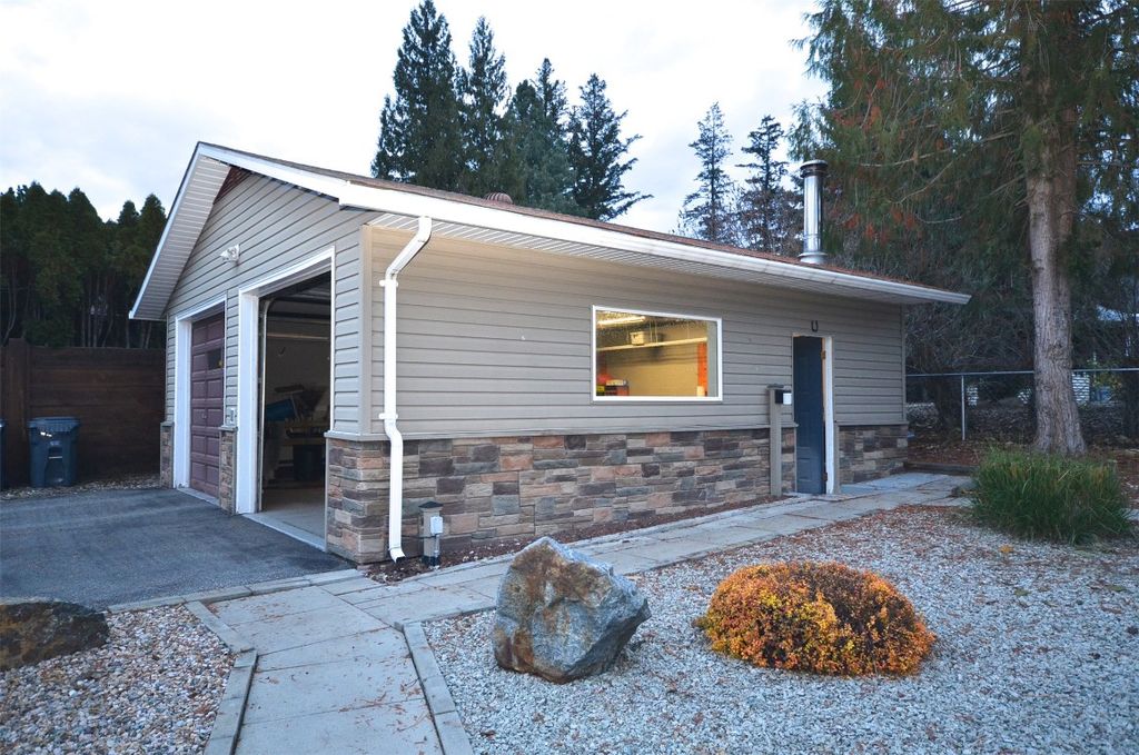 listing image 16515693243886522239