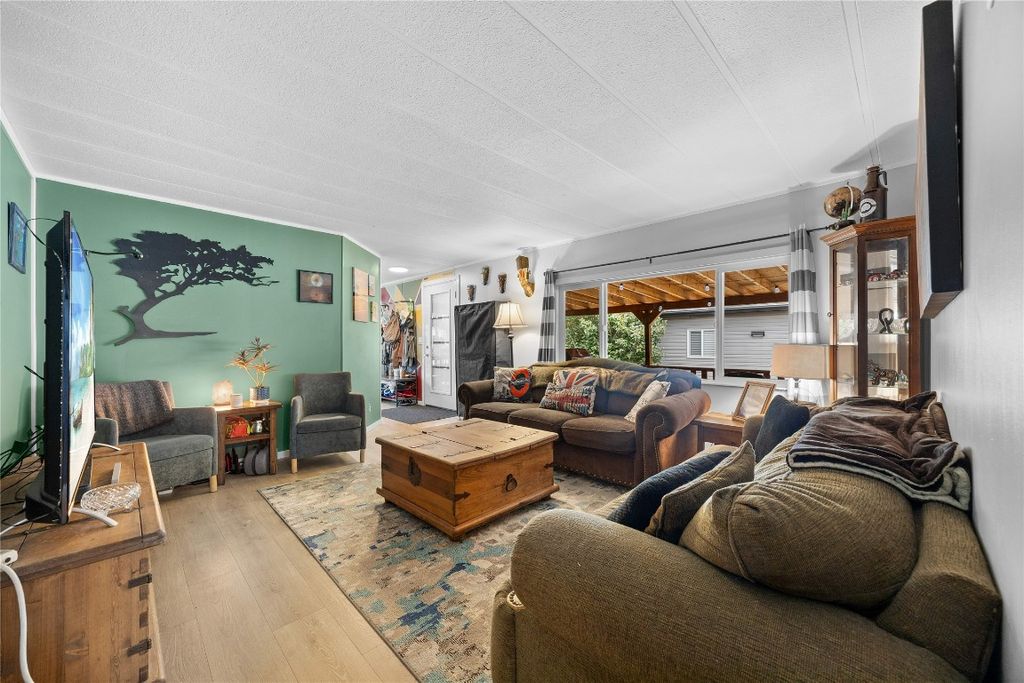 listing image 16519254814714642846